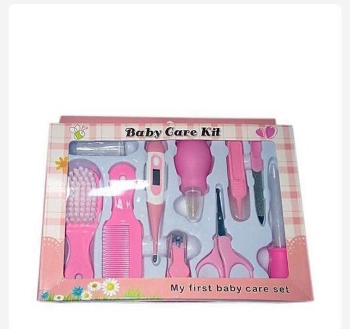Kit De soins pour Bébé (ciseaux, coupe ongles, brosse, thermomètre…) - rose – Image 1
